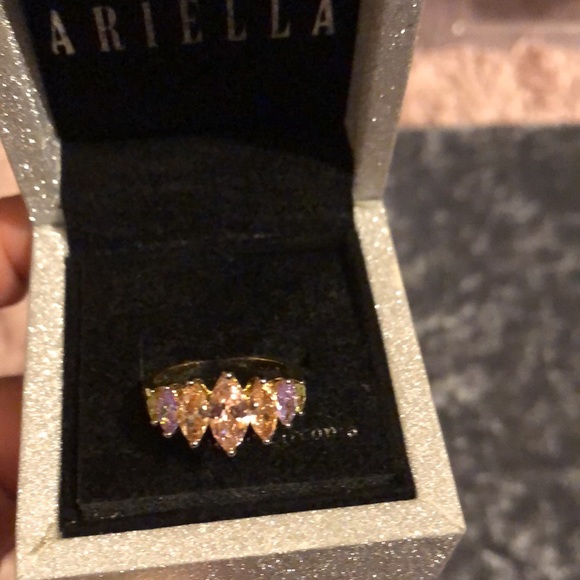 Ring - Picture 3 of 3